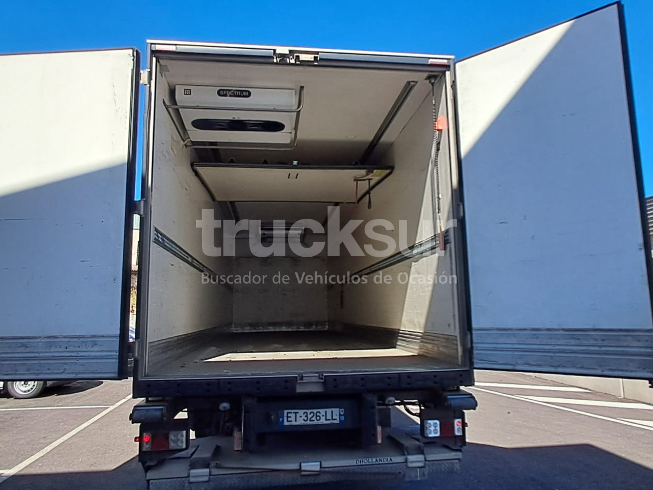 RENAULT D320.18 - Camión frigorífico: foto 5 RENAULT D320.18 - Camión frigorífico: foto 5