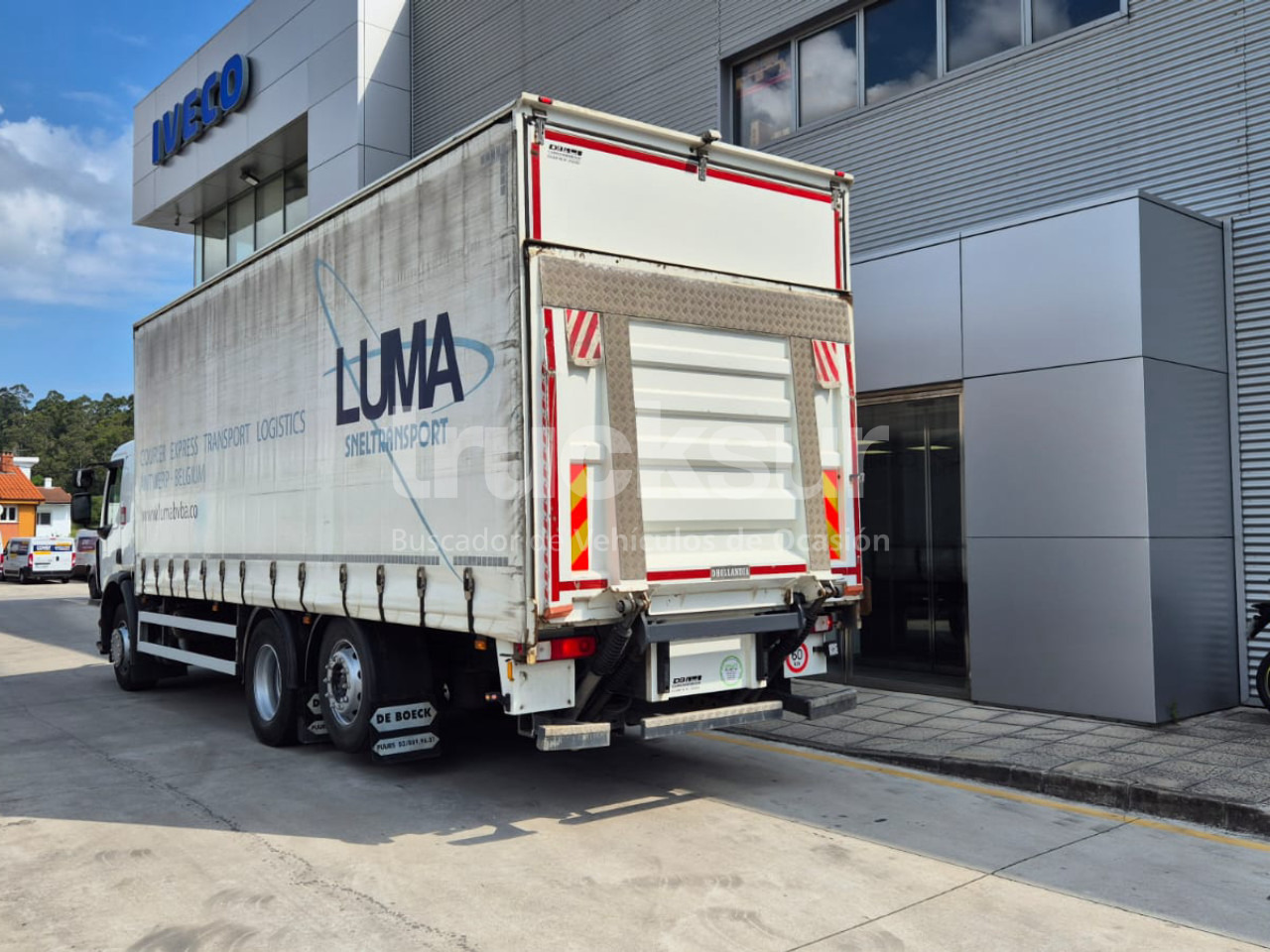 Camión lona RENAULT D320.26: foto 40 Camión lona RENAULT D320.26: foto 40