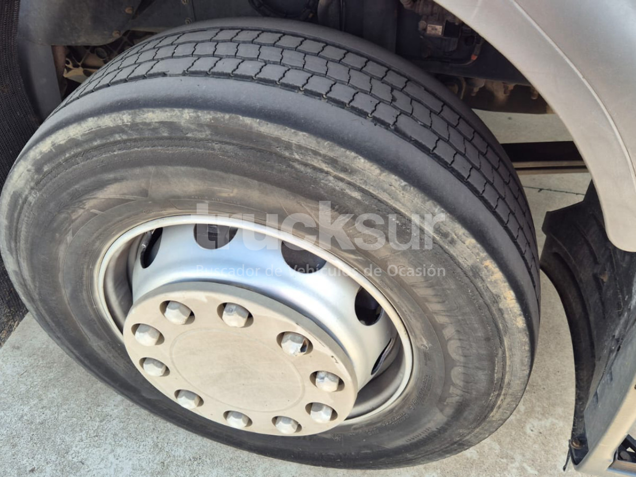 Camión lona RENAULT D320.26: foto 20 Camión lona RENAULT D320.26: foto 20