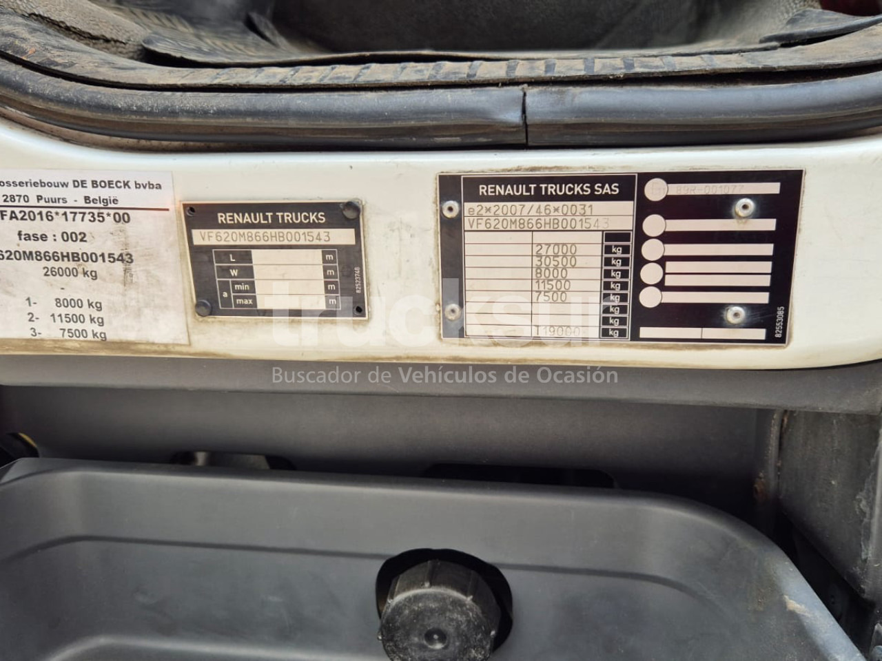 Camión lona RENAULT D320.26: foto 10 Camión lona RENAULT D320.26: foto 10
