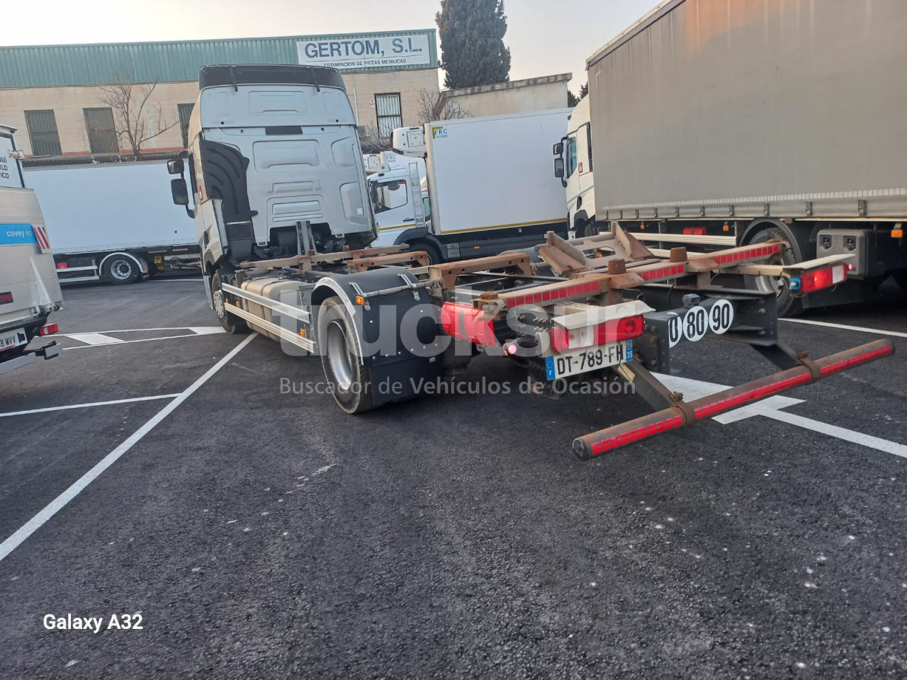 RENAULT T430 - Camión portacontenedore/ Intercambiable: foto 5 RENAULT T430 - Camión portacontenedore/ Intercambiable: foto 5