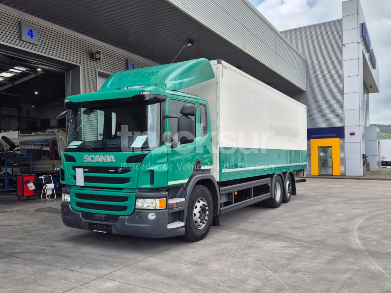SCANIA P320.26 ejes 6x2*4 - Camión lona: foto 1 SCANIA P320.26 ejes 6x2*4 - Camión lona: foto 1
