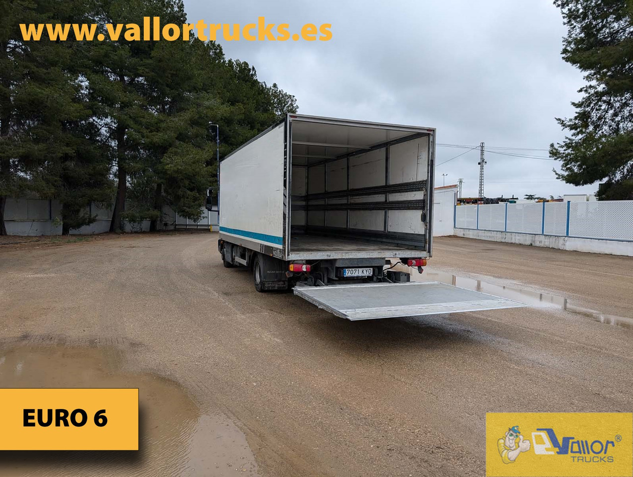 IVECO 100E22 - Camión caja cerrada: foto 3 IVECO 100E22 - Camión caja cerrada: foto 3