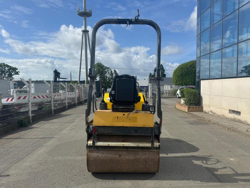 Apisonadora de asfalto Dynapac CC1200: foto 8