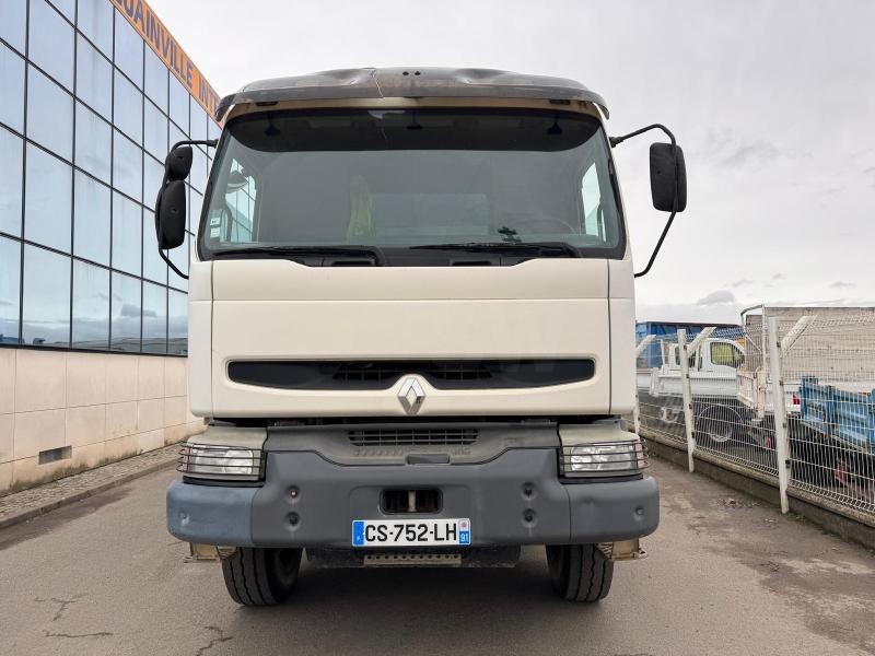 Renault Kerax 340 - Camión volquete: foto 2 Renault Kerax 340 - Camión volquete: foto 2