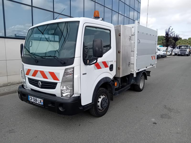Renault Maxity 120 DXI - Furgoneta basculante: foto 1 Renault Maxity 120 DXI - Furgoneta basculante: foto 1