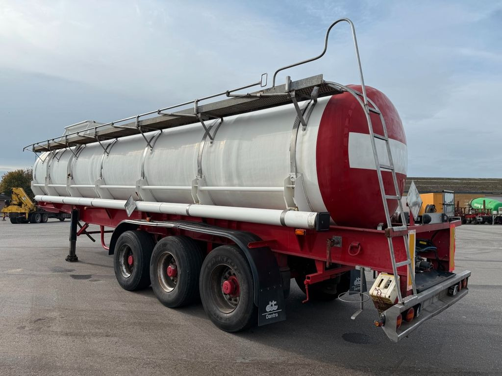 Blumhardt 3 axle 29.000 L ADR Tank trailer Blumhardt 3 axle 29.000 L ADR Tanktrailer - Semirremolque cisterna: foto 4 Blumhardt 3 axle 29.000 L ADR Tank trailer Blumhardt 3 axle 29.000 L ADR Tanktrailer - Semirremolque cisterna: foto 4