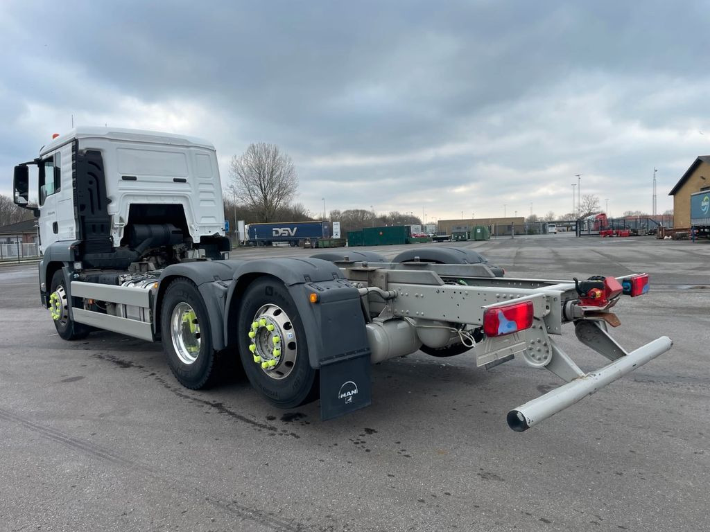 MAN TGS 26.440 6x2*4 ADR Fahrgestell Euro 6 MAN TGS 26.440 6x2*4 ADR Fahrgestell Euro 6 - Camión chasis: foto 4 MAN TGS 26.440 6x2*4 ADR Fahrgestell Euro 6 MAN TGS 26.440 6x2*4 ADR Fahrgestell Euro 6 - Camión chasis: foto 4
