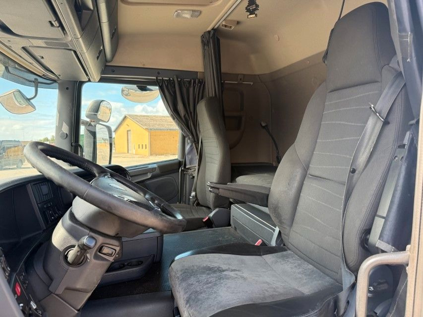 Scania G450 LB 8x2*6 MNB ADR Chassis / Retarder - Camión chasis: foto 5 Scania G450 LB 8x2*6 MNB ADR Chassis / Retarder - Camión chasis: foto 5