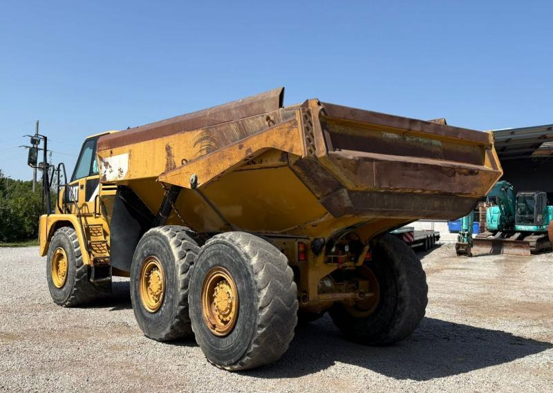 Caterpillar 730 - Dúmper articulado: foto 1 Caterpillar 730 - Dúmper articulado: foto 1
