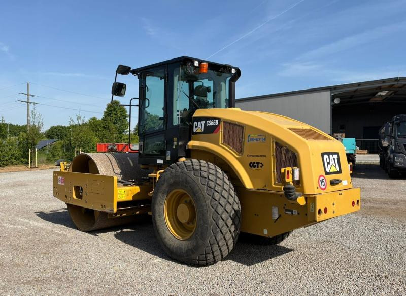 Caterpillar CS66B - Compactador: foto 1 Caterpillar CS66B - Compactador: foto 1