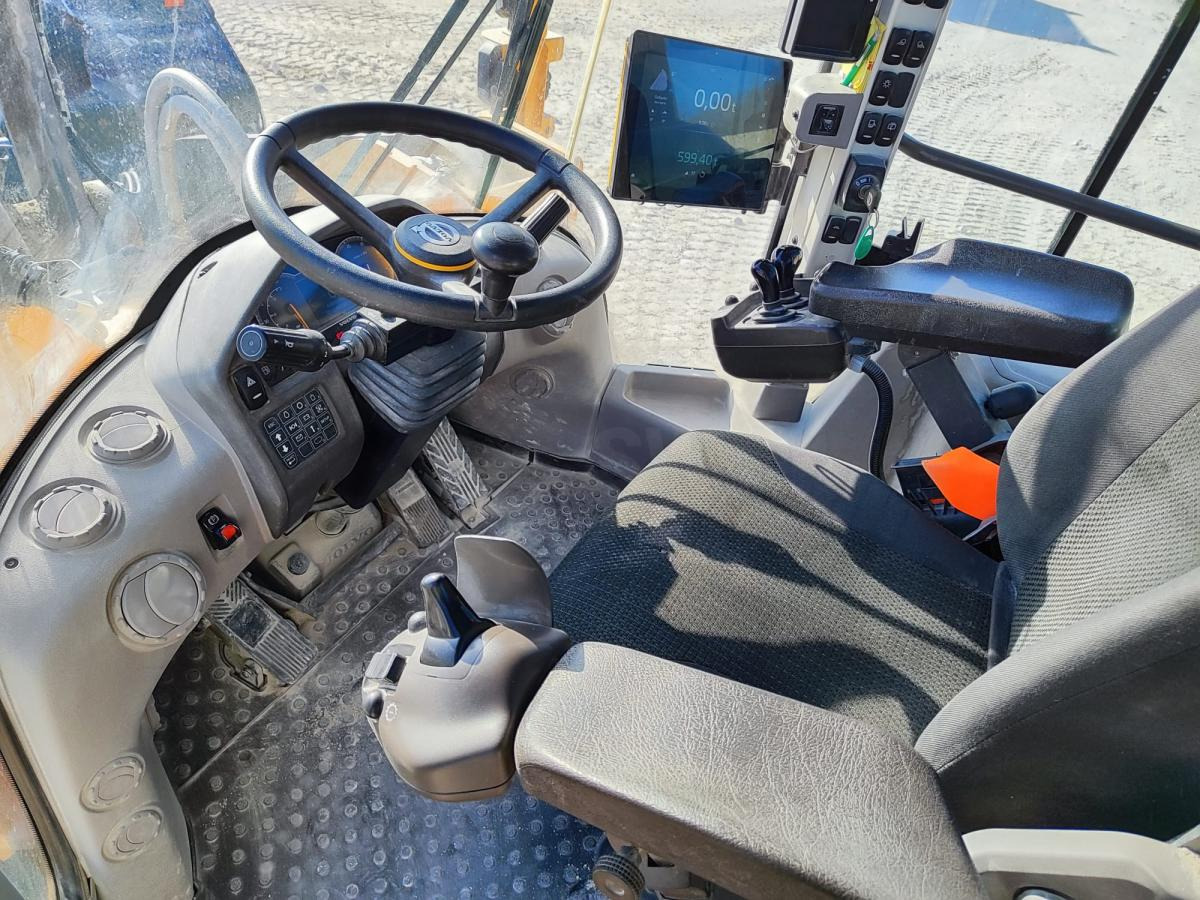 Volvo L180H - Cargadora de ruedas: foto 5 Volvo L180H - Cargadora de ruedas: foto 5