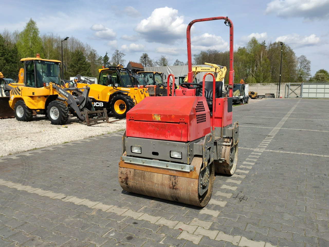 Rodillo Bomag BW 100 ADM-2 1,6t: foto 32 Rodillo Bomag BW 100 ADM-2 1,6t: foto 32