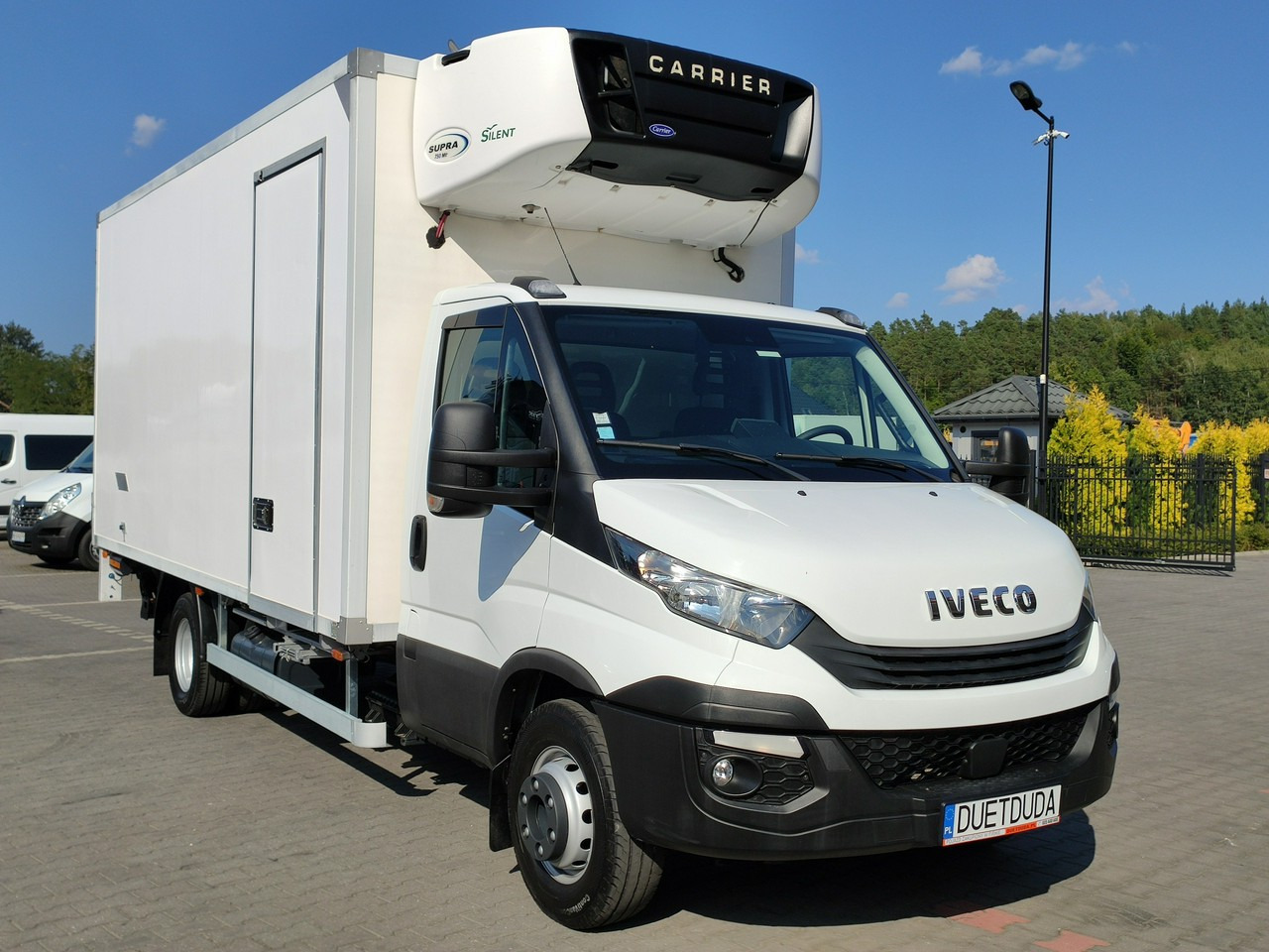 Iveco Daily 70C18 Mroźnia Ściana Grodziowa Podwójny Parownik - Furgoneta frigorifica: foto 5 Iveco Daily 70C18 Mroźnia Ściana Grodziowa Podwójny Parownik - Furgoneta frigorifica: foto 5