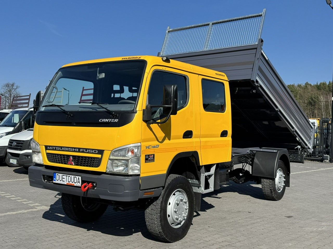 Mitsubishi Canter Fuso 4x4 17C18D 4.9/180KM Wywrotka 3-stronna - Camión volquete: foto 3 Mitsubishi Canter Fuso 4x4 17C18D 4.9/180KM Wywrotka 3-stronna - Camión volquete: foto 3