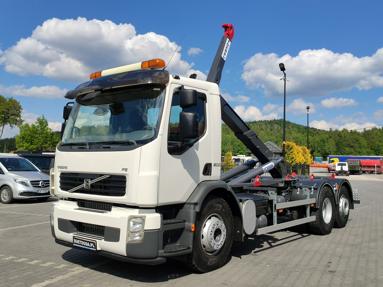 Volvo FE 26.300 Hakowiec Napęd 6x2 Oś Skrętna - Camión multibasculante: foto 3 Volvo FE 26.300 Hakowiec Napęd 6x2 Oś Skrętna - Camión multibasculante: foto 3
