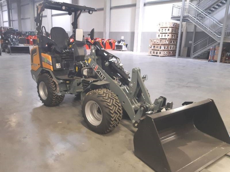 Giant G 2700 E X-Tra Elektro / electric - Minicargadora: foto 4 Giant G 2700 E X-Tra Elektro / electric - Minicargadora: foto 4