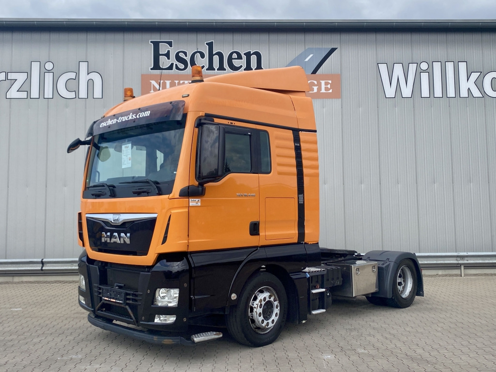 MAN TGX 18.440 4x2 LLS-U Lowliner - Cabeza tractora: foto 1 MAN TGX 18.440 4x2 LLS-U Lowliner - Cabeza tractora: foto 1