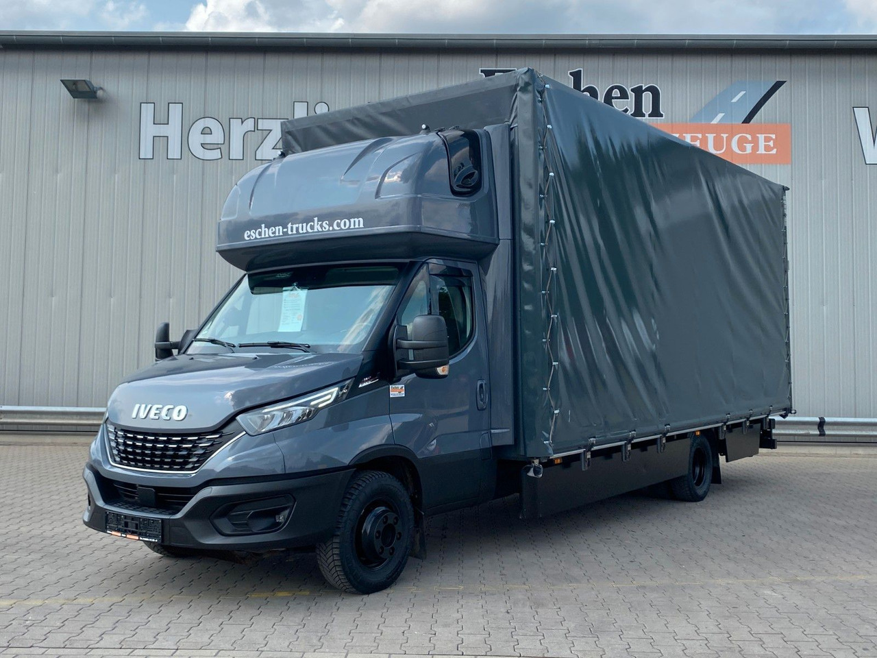Iveco Daily Hi-Matic 70 C 21 Topsleeper | LBW 1,00to. - Furgoneta con lona: foto 1 Iveco Daily Hi-Matic 70 C 21 Topsleeper | LBW 1,00to. - Furgoneta con lona: foto 1
