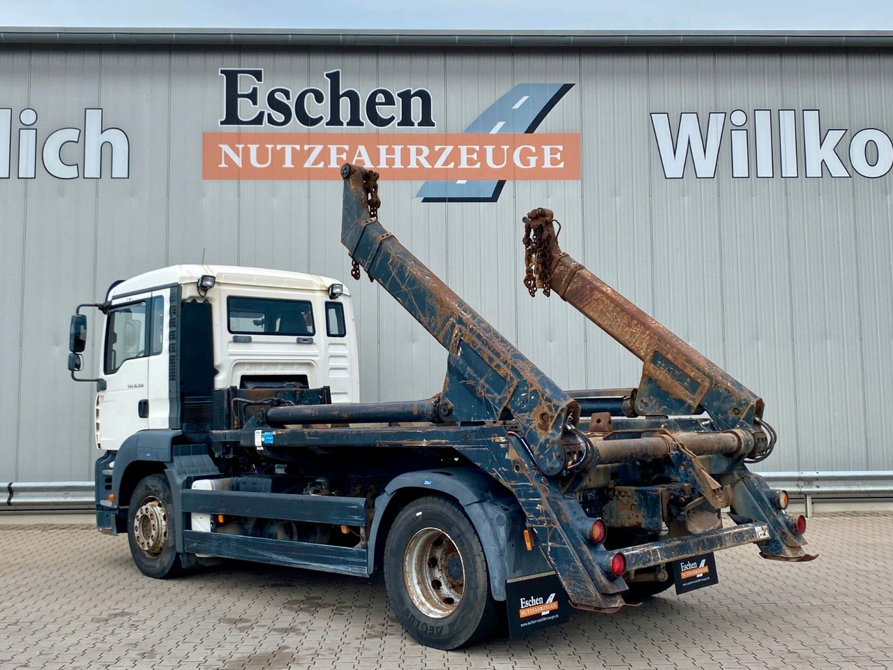 MAN TGA 18.350 | MEILLER AK12*Klima*AHK*Tempomat*ASR - Camión volquete: foto 4 MAN TGA 18.350 | MEILLER AK12*Klima*AHK*Tempomat*ASR - Camión volquete: foto 4