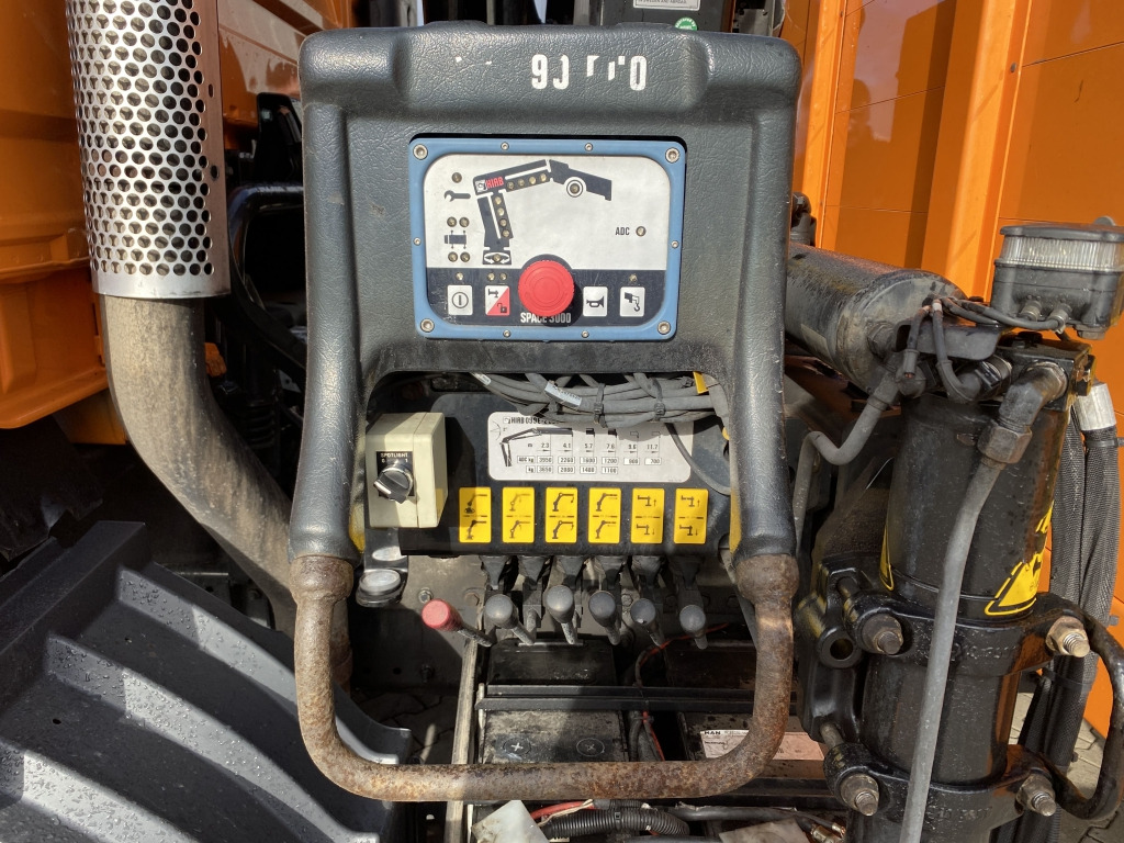 MAN TGM 15.290 4x2 BL / HIAB Faltkran - Camión caja abierta, Camión grúa: foto 2 MAN TGM 15.290 4x2 BL / HIAB Faltkran - Camión caja abierta, Camión grúa: foto 2