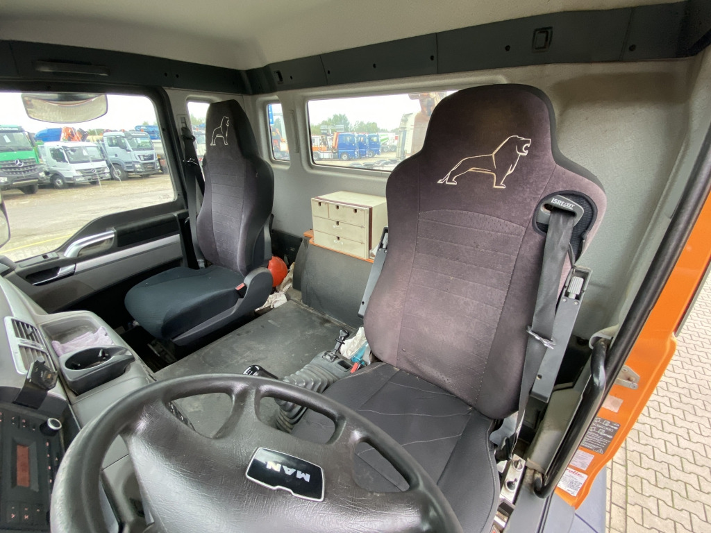 MAN TGS 26.400 6x4 H-4 BL - Camión multibasculante: foto 5 MAN TGS 26.400 6x4 H-4 BL - Camión multibasculante: foto 5