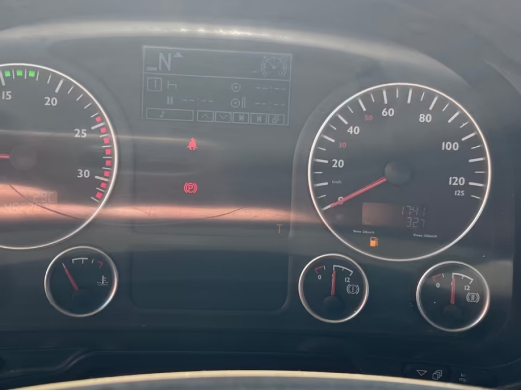 MAN TGS 26.440 6x4H - Camión volquete: foto 3 MAN TGS 26.440 6x4H - Camión volquete: foto 3