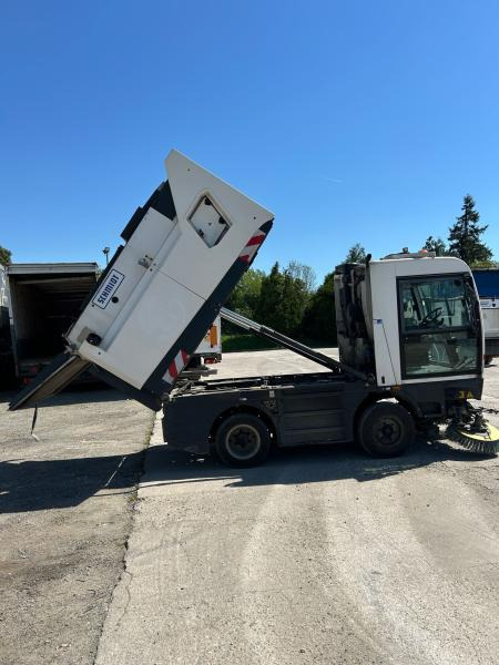 Schmidt Clingo 500 Compact 400 - Barredora vial: foto 4 Schmidt Clingo 500 Compact 400 - Barredora vial: foto 4