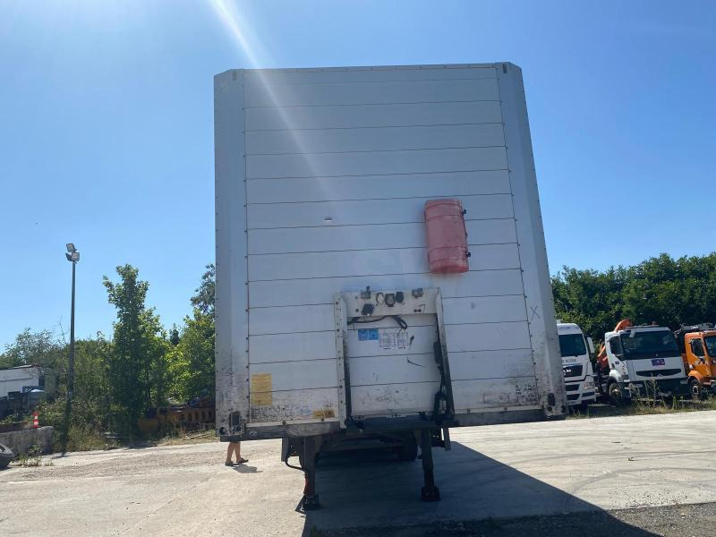 Schmitz Cargobull - Semirremolque isotérmico: foto 2 Schmitz Cargobull - Semirremolque isotérmico: foto 2