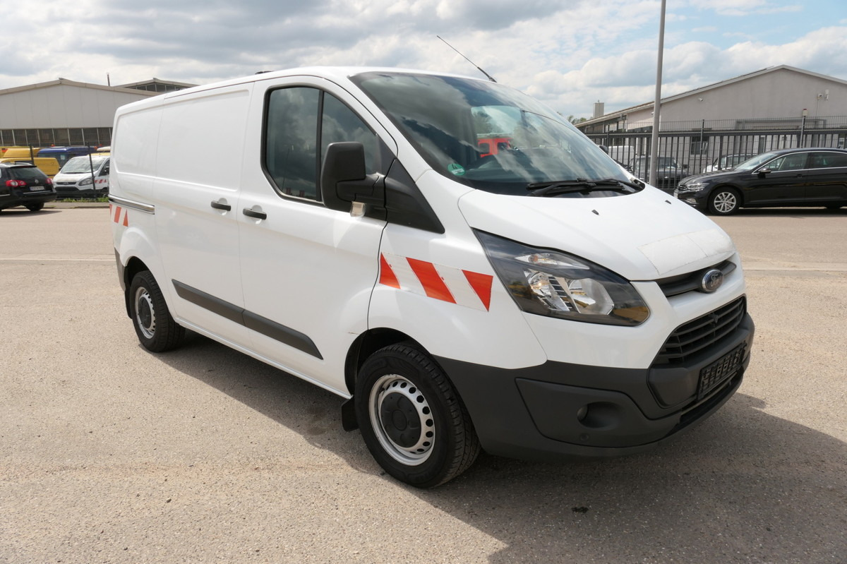 FORD Transit Custom 290 2.0 TDCi - Furgoneta pequeña: foto 3 FORD Transit Custom 290 2.0 TDCi - Furgoneta pequeña: foto 3