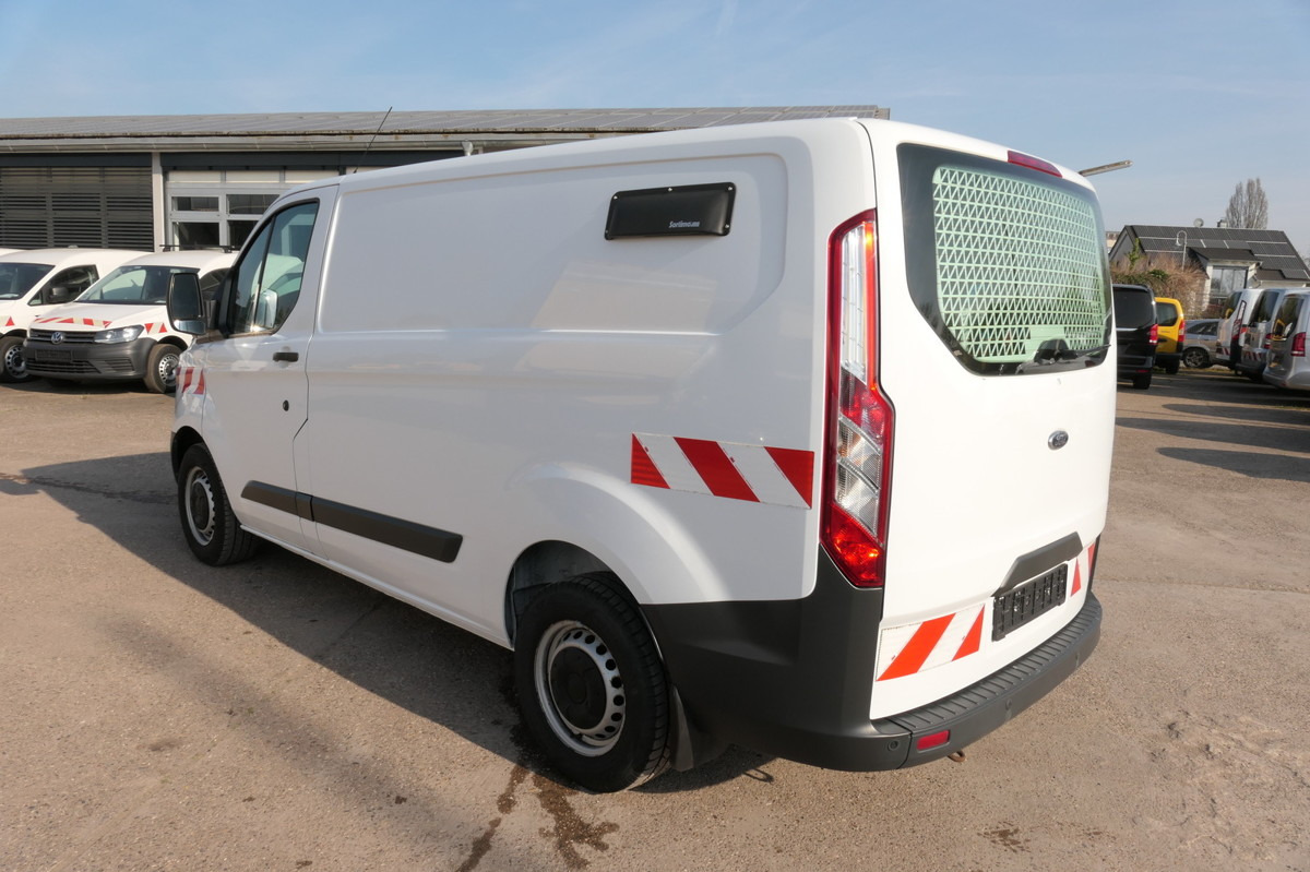 FORD Transit Custom 290 2.0 TDCi KLIMA TEMPOMAT AHK W - Furgoneta pequeña: foto 5 FORD Transit Custom 290 2.0 TDCi KLIMA TEMPOMAT AHK W - Furgoneta pequeña: foto 5