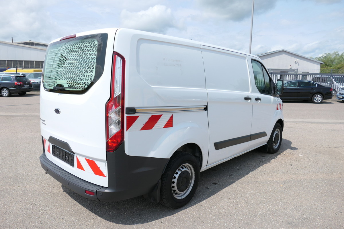 FORD Transit Custom 290 2.0 TDCi KLIMA WERKSTATTEINBA - Furgoneta pequeña: foto 4 FORD Transit Custom 290 2.0 TDCi KLIMA WERKSTATTEINBA - Furgoneta pequeña: foto 4