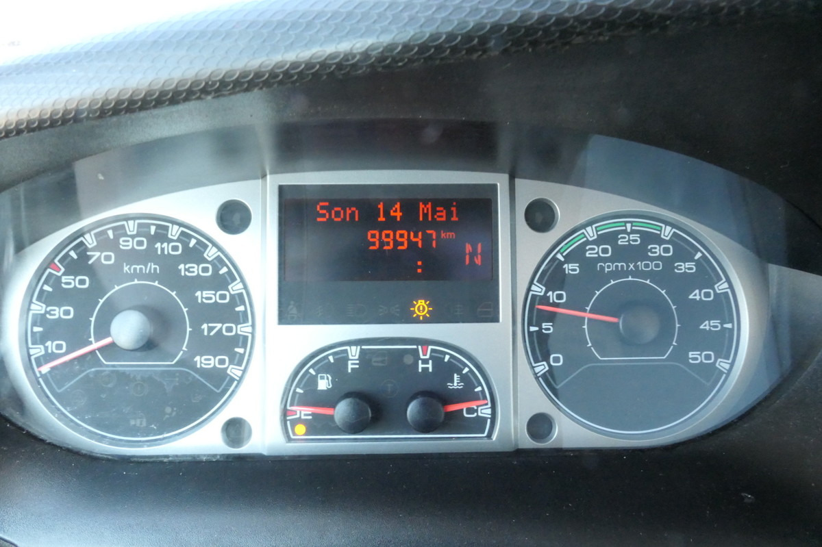 Furgoneta caja cerrada IVECO Daily 35 S11 C30C AUTOMATIK KAMERA MAXI Regale D: foto 11