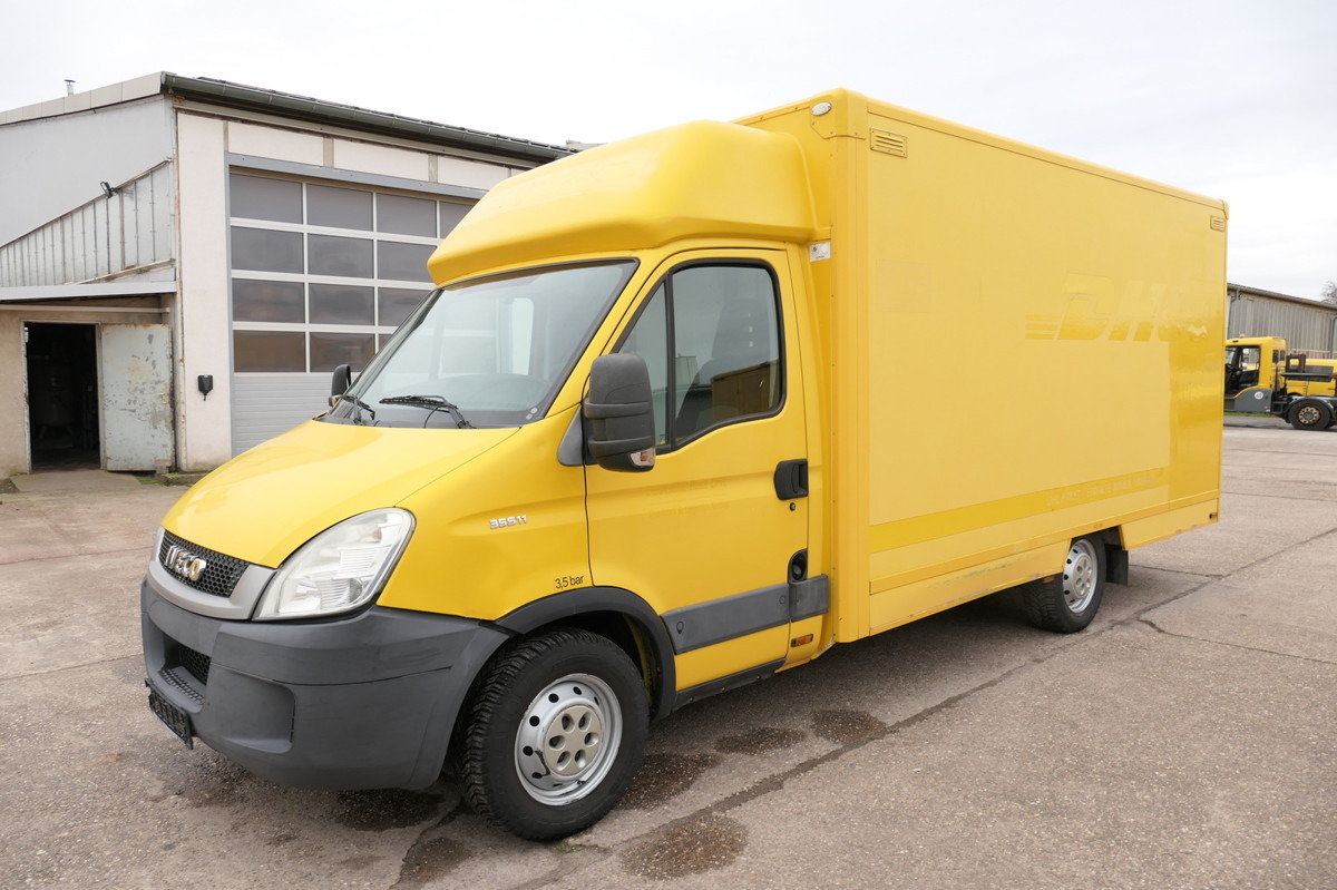 IVECO Daily 35 S11 C30C AUTOMATIK KAMERA MAXI Regale D - Furgoneta caja cerrada: foto 2 IVECO Daily 35 S11 C30C AUTOMATIK KAMERA MAXI Regale D - Furgoneta caja cerrada: foto 2