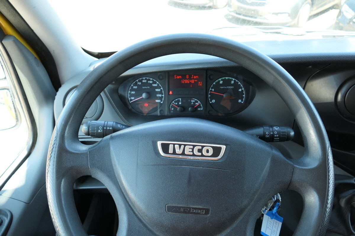 Furgoneta caja cerrada IVECO Daily 35 S11 C30C AUTOMATIK KAMERA MAXI Regale L: foto 9