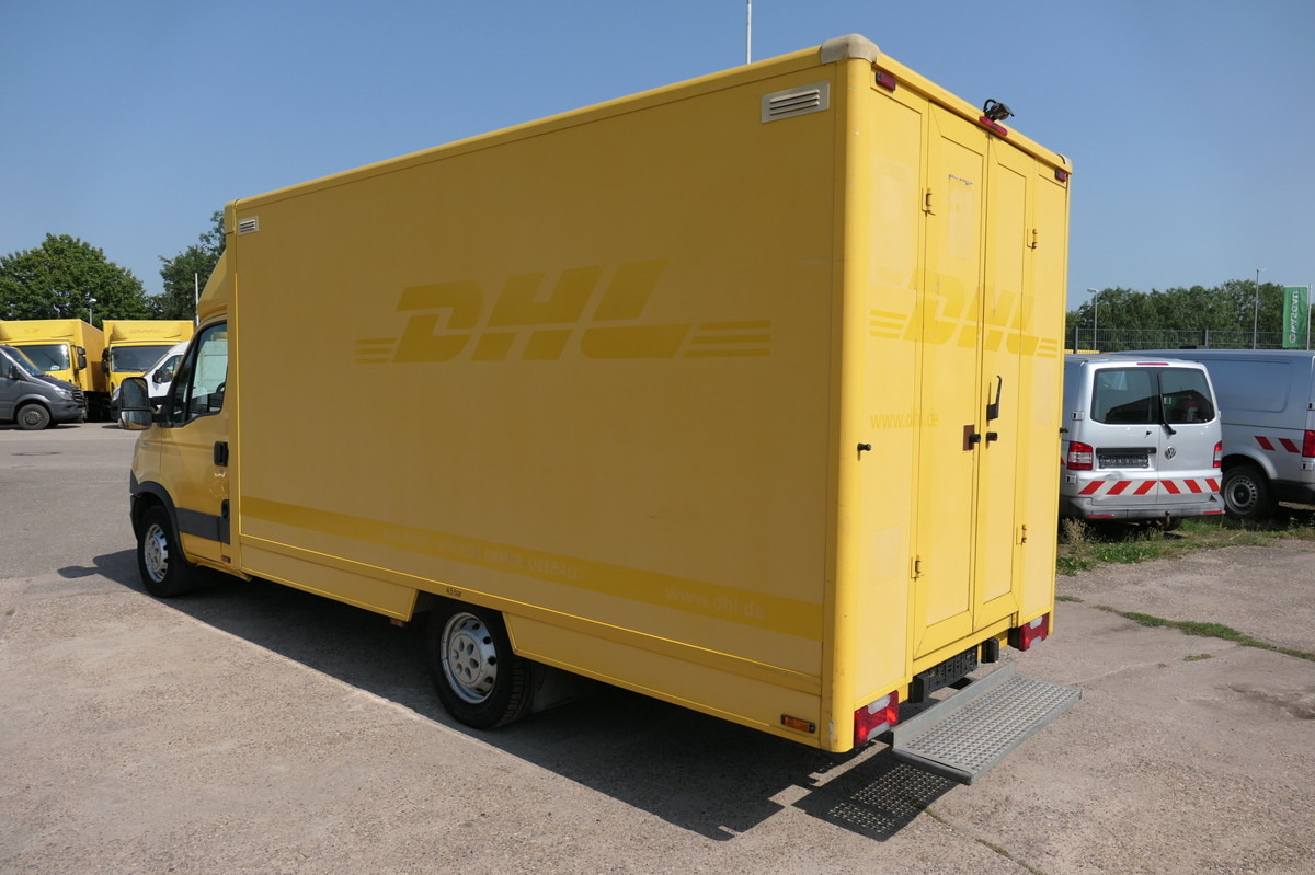 IVECO Daily 35 S11 C30C AUTOMATIK KAMERA Regale LUFT D - Furgoneta caja cerrada: foto 4 IVECO Daily 35 S11 C30C AUTOMATIK KAMERA Regale LUFT D - Furgoneta caja cerrada: foto 4