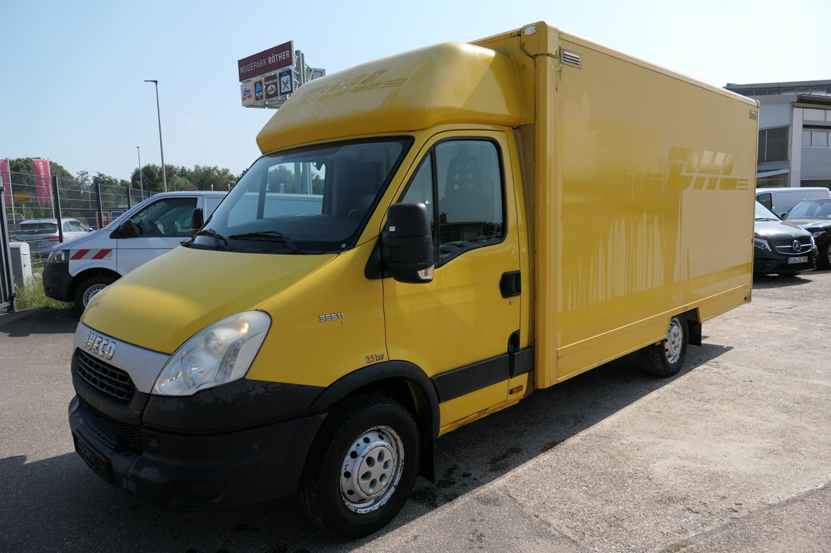 IVECO Daily 35 S11 C30C AUTOMATIK KAMERA Regale LUFT D - Furgoneta caja cerrada: foto 2 IVECO Daily 35 S11 C30C AUTOMATIK KAMERA Regale LUFT D - Furgoneta caja cerrada: foto 2