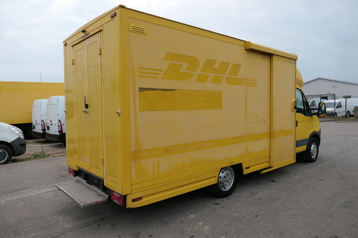 IVECO Daily 35 S11 C30C AUTOMATIK KAMERA Regale LUFT D - Furgoneta caja cerrada: foto 3 IVECO Daily 35 S11 C30C AUTOMATIK KAMERA Regale LUFT D - Furgoneta caja cerrada: foto 3