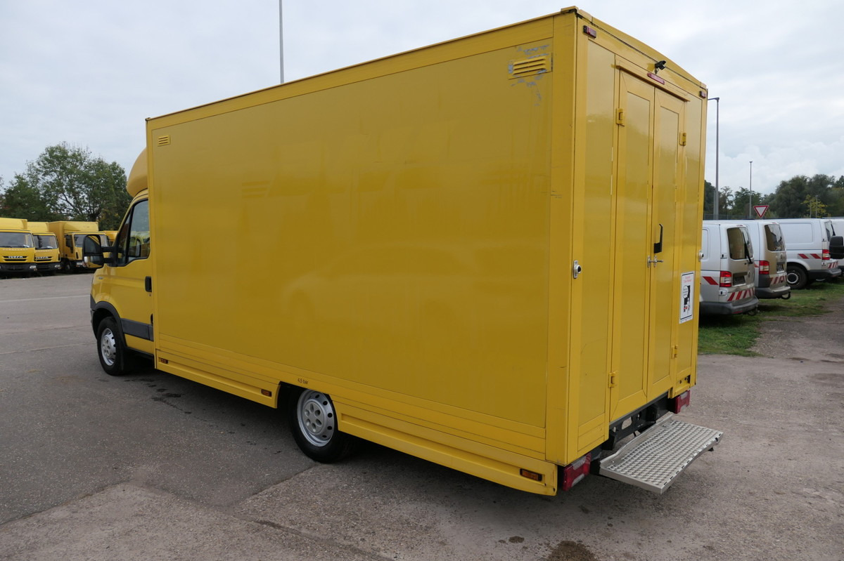 IVECO Daily 35 S11 C30C AUTOMATIK KAMERA Regale LUFT D - Furgoneta caja cerrada: foto 4 IVECO Daily 35 S11 C30C AUTOMATIK KAMERA Regale LUFT D - Furgoneta caja cerrada: foto 4