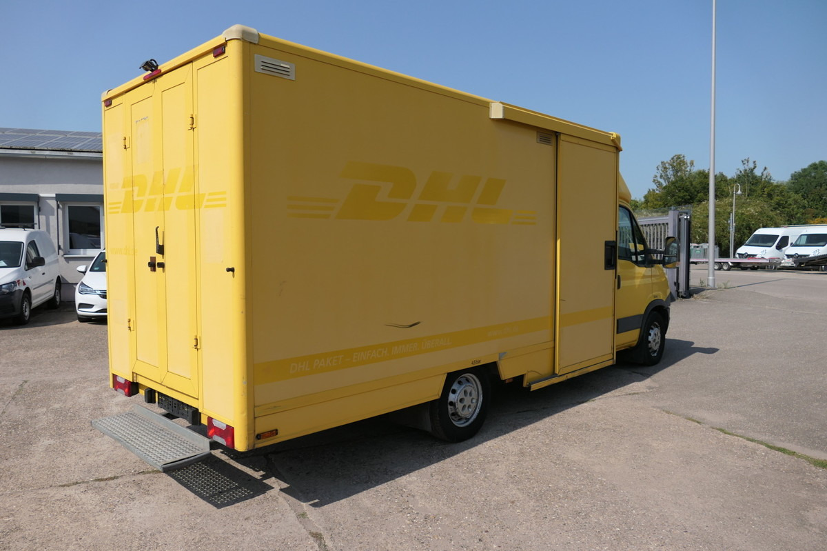 IVECO Daily 35 S11 C30C AUTOMATIK KAMERA Regale LUFT D - Furgoneta caja cerrada: foto 3 IVECO Daily 35 S11 C30C AUTOMATIK KAMERA Regale LUFT D - Furgoneta caja cerrada: foto 3