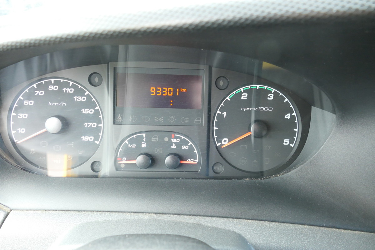 Leasing de IVECO Daily 35 S11 C30C AUTOMATIK Regale LUFT - EURO 5 IVECO Daily 35 S11 C30C AUTOMATIK Regale LUFT - EURO 5: foto 9