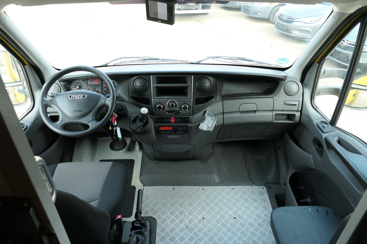 Furgoneta caja cerrada IVECO Daily 50C15 COC: foto 6