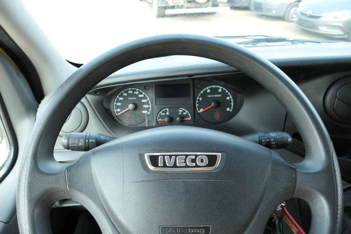 Furgoneta caja cerrada IVECO Daily 50C15 COC: foto 11