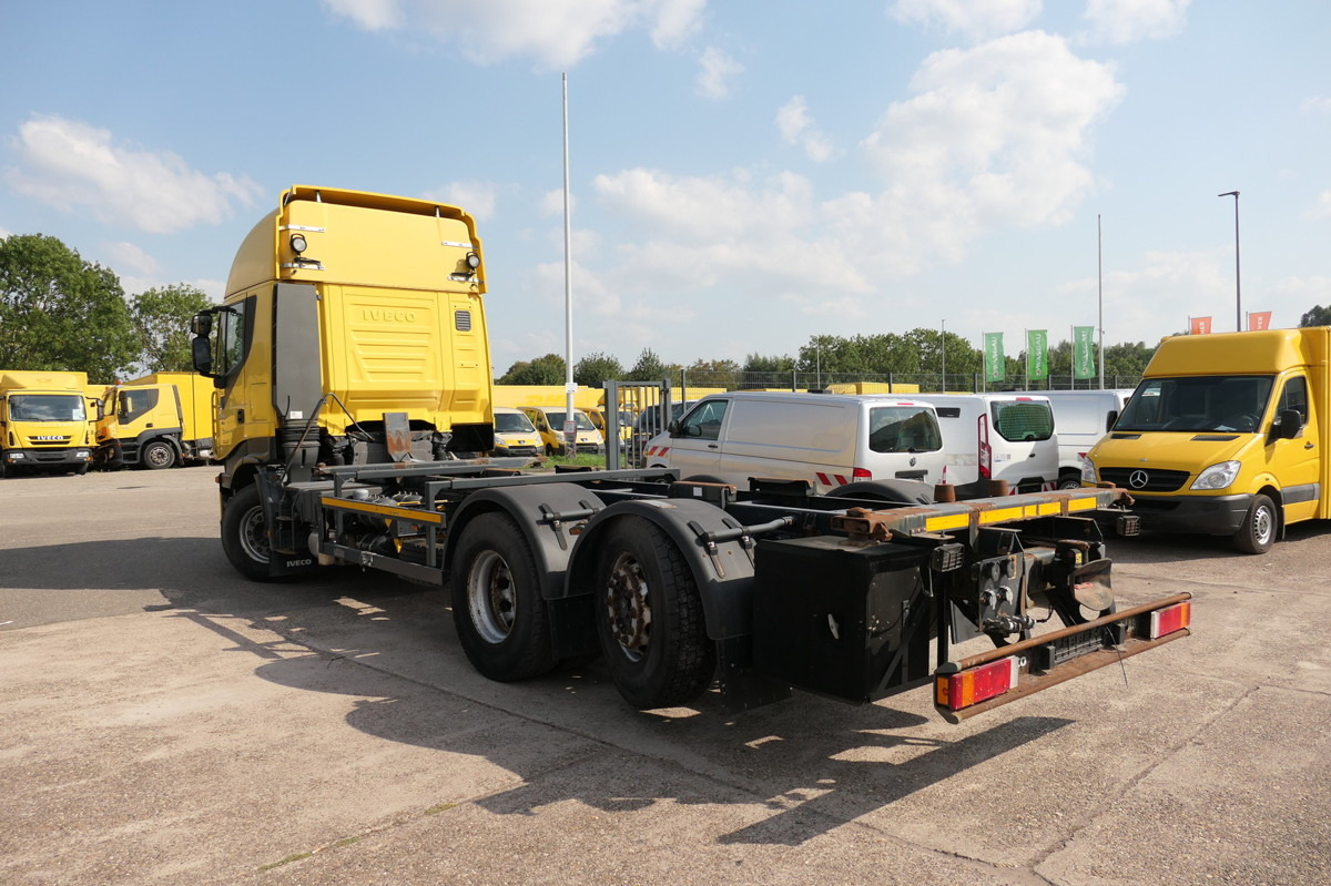 IVECO STRALIS AS 260 S42 Y/FS-CM ECO AHK Lenkachse Lif - Camión portacontenedore/ Intercambiable: foto 5 IVECO STRALIS AS 260 S42 Y/FS-CM ECO AHK Lenkachse Lif - Camión portacontenedore/ Intercambiable: foto 5