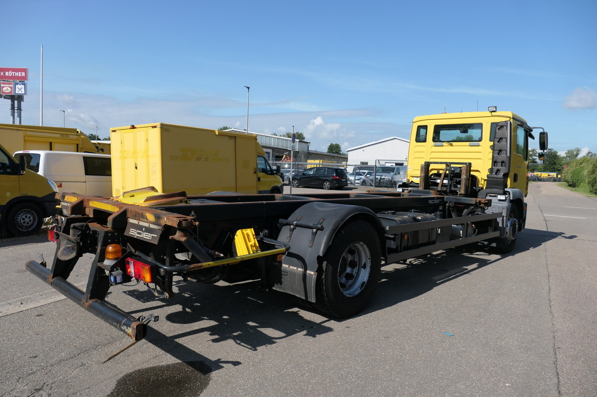 MAN TGM 18.290 LLLC Umsetzfahrzeug KLIMA AHK - Camión portacontenedore/ Intercambiable: foto 3 MAN TGM 18.290 LLLC Umsetzfahrzeug KLIMA AHK - Camión portacontenedore/ Intercambiable: foto 3