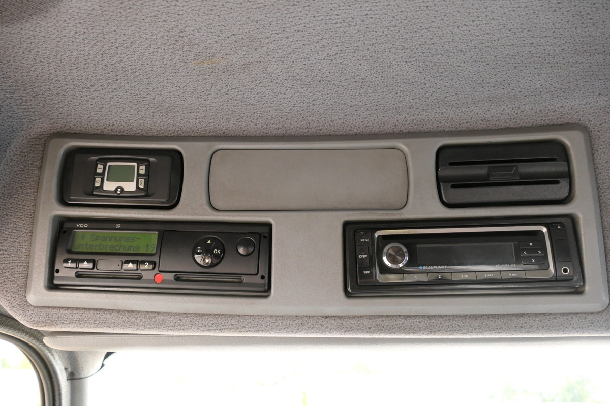 Camión portacontenedore/ Intercambiable MERCEDES-BENZ KAMAG WBH 25 Wiesel Sattelkupplung Umsetzfahrz.: foto 12 Camión portacontenedore/ Intercambiable MERCEDES-BENZ KAMAG WBH 25 Wiesel Sattelkupplung Umsetzfahrz.: foto 12