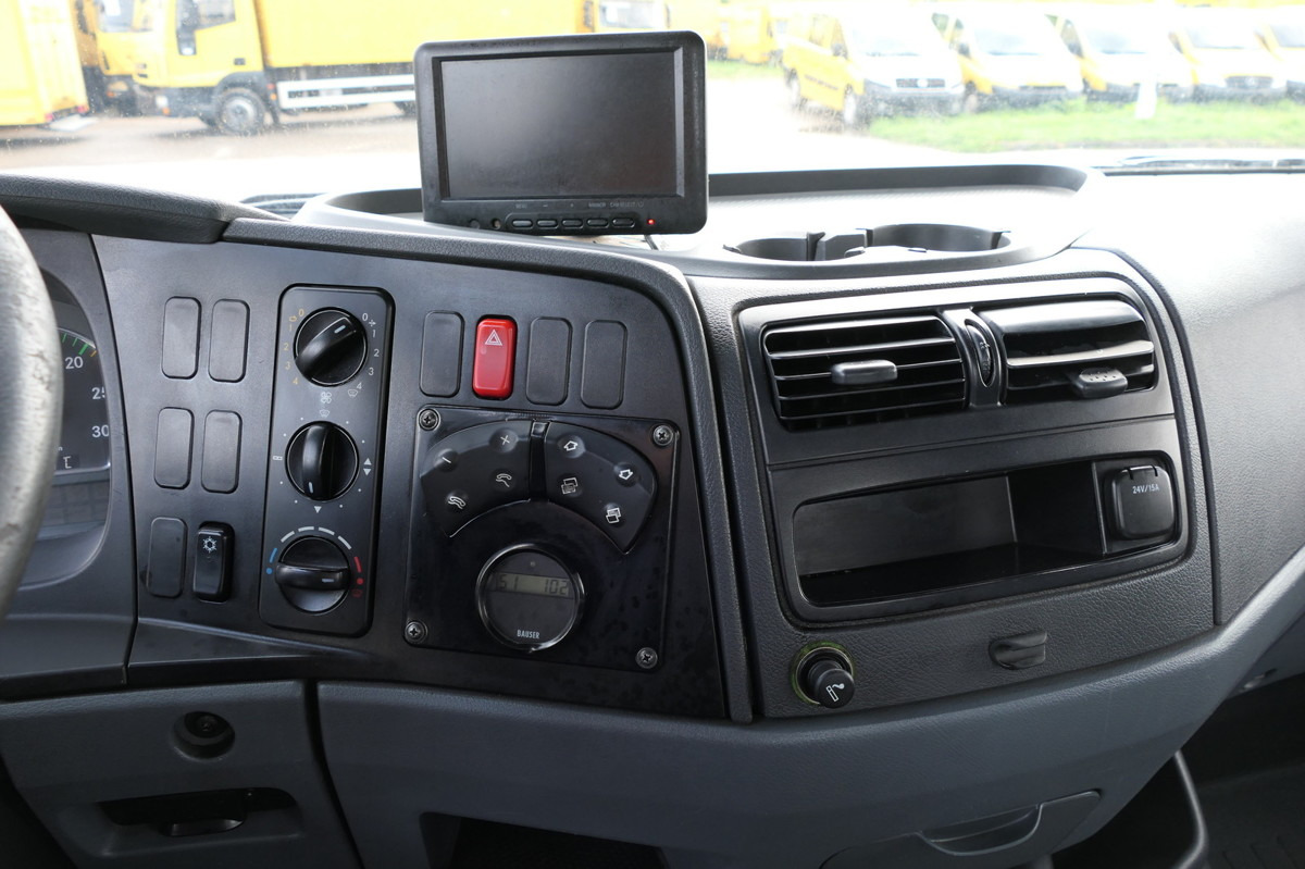 Camión portacontenedore/ Intercambiable MERCEDES-BENZ KAMAG WBH 25 Wiesel Sattelkupplung Umsetzfahrz.: foto 14 Camión portacontenedore/ Intercambiable MERCEDES-BENZ KAMAG WBH 25 Wiesel Sattelkupplung Umsetzfahrz.: foto 14