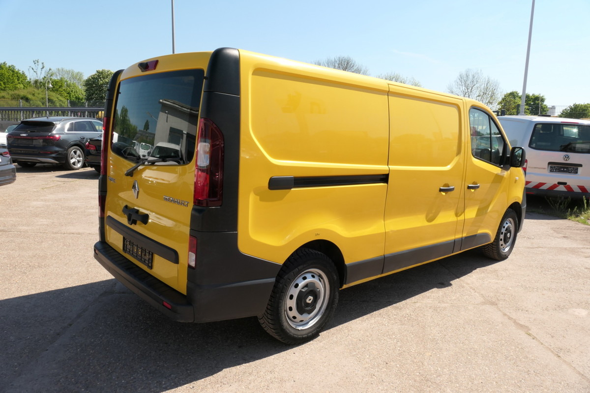 RENAULT Trafic dCi 120 L2H1 - Furgoneta pequeña: foto 3 RENAULT Trafic dCi 120 L2H1 - Furgoneta pequeña: foto 3