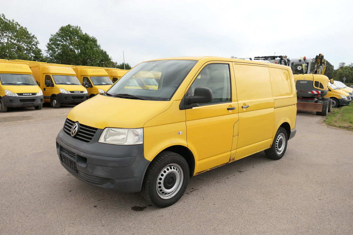 VW T5 Transporter 1.9 TDI PARKTRONIK 2xSCHIEBETÜR - Furgoneta pequeña: foto 3 VW T5 Transporter 1.9 TDI PARKTRONIK 2xSCHIEBETÜR - Furgoneta pequeña: foto 3