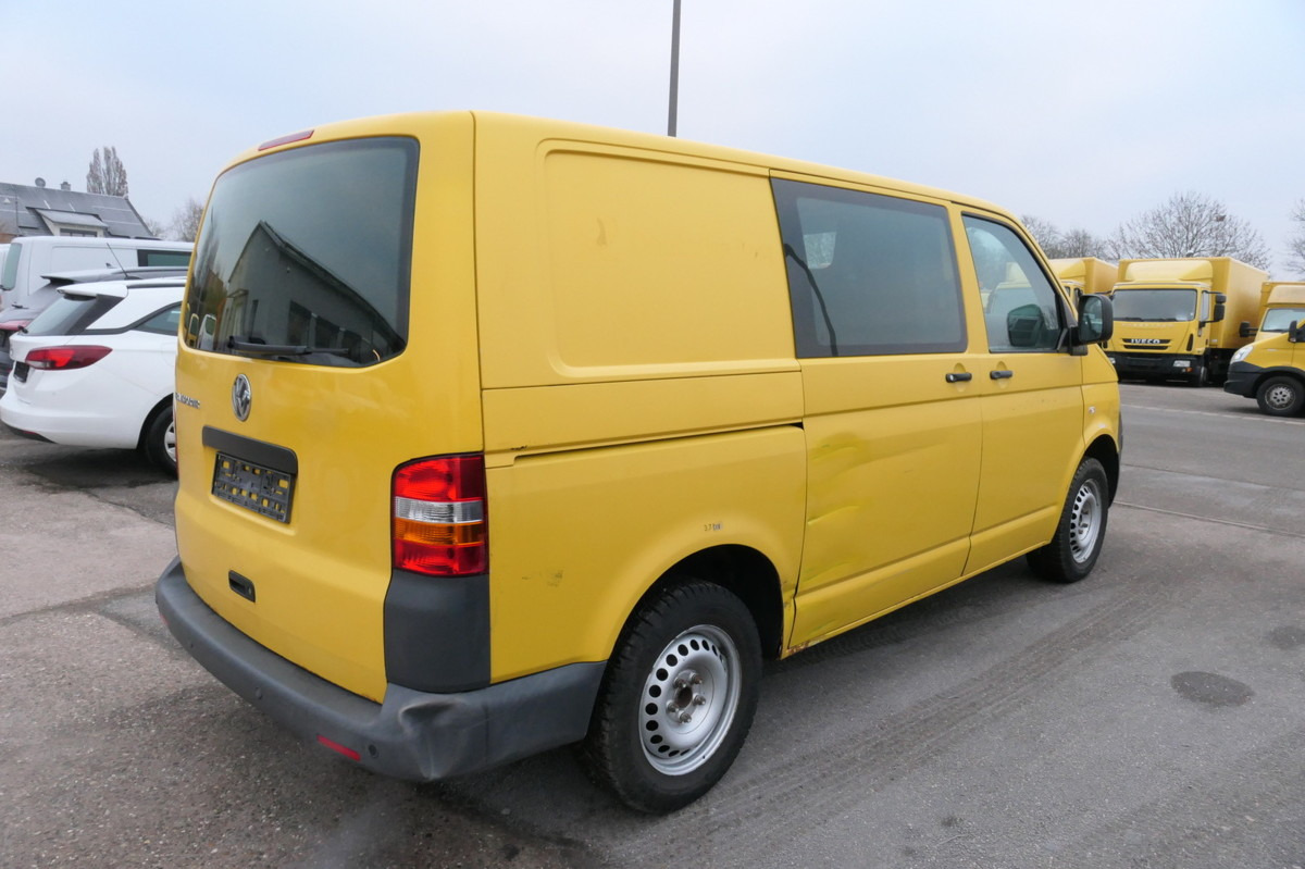 VW T5 Transporter 1.9 TDI PARKTRONIK 2xSCHIEBETÜR - Furgoneta pequeña: foto 4 VW T5 Transporter 1.9 TDI PARKTRONIK 2xSCHIEBETÜR - Furgoneta pequeña: foto 4